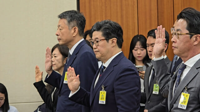 검찰, ‘홈플 주주’ MBK 김병주 회장 소환 조사