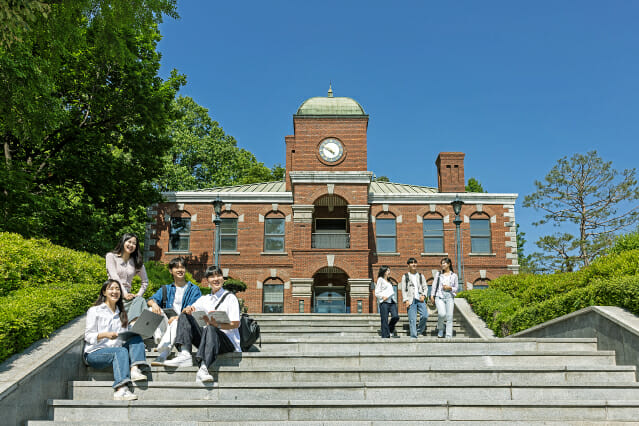 세계를 이끌 녹색 물결…건국대, 정시 1351명 선발