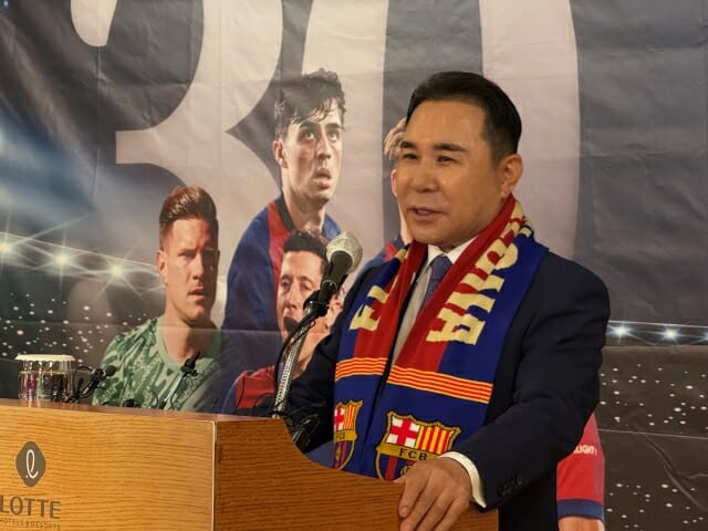 윤홍근 제너시스BBQ 회장, 인간경영대상 사회공헌 부문 수상