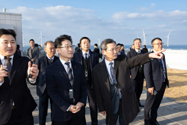 공공·주민 함께 만든 100MW급 국내 최대 ‘제주한림해상풍력’ 준공