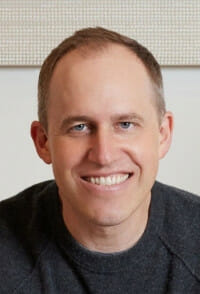 오픈AI 의장 “AI 버블은 필연적”…혼란스러운 경쟁 없인 혁신도 없어