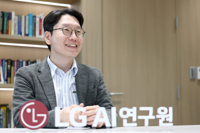 [유미’s 픽] 독자 AI 논란 속 ‘설계 주권’ 시험대…LG ‘K-엑사원’이 돋보인 이유
