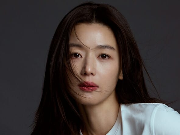 탑텐, 전지현 새 모델로…‘굿웨어’ 앞세워 가치 경쟁