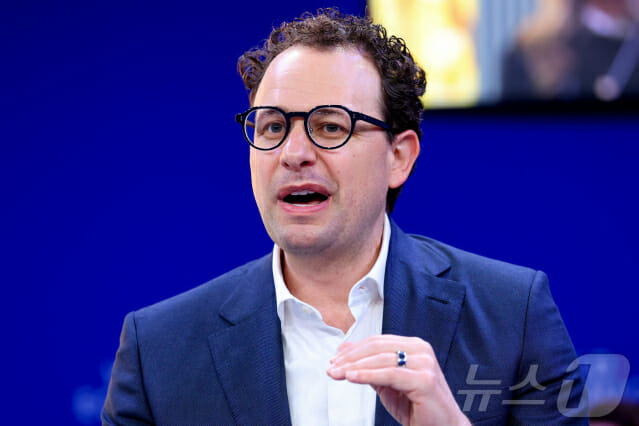 ‘미토스’에 미 백안관도 “사이버보안 비상”