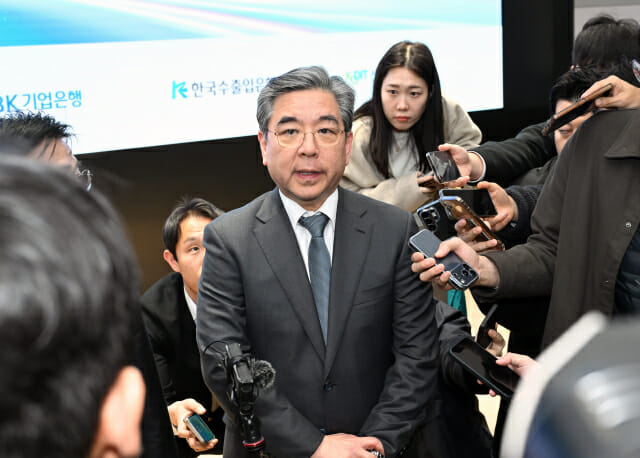 자동차의 날 20년만에 금탑훈장…장재훈 현대차 부회장 수훈
