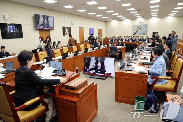 올림픽·월드컵 지상파 중계 의무화 법안 과방위 통과