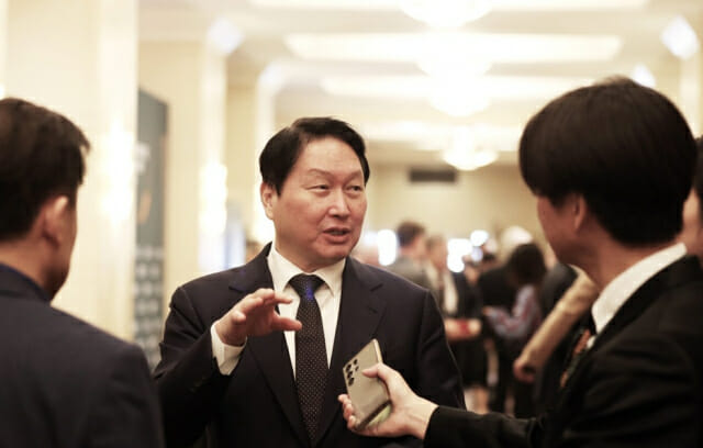 최태원 “AI는 안보 문제…정부 지속 투자해야”
